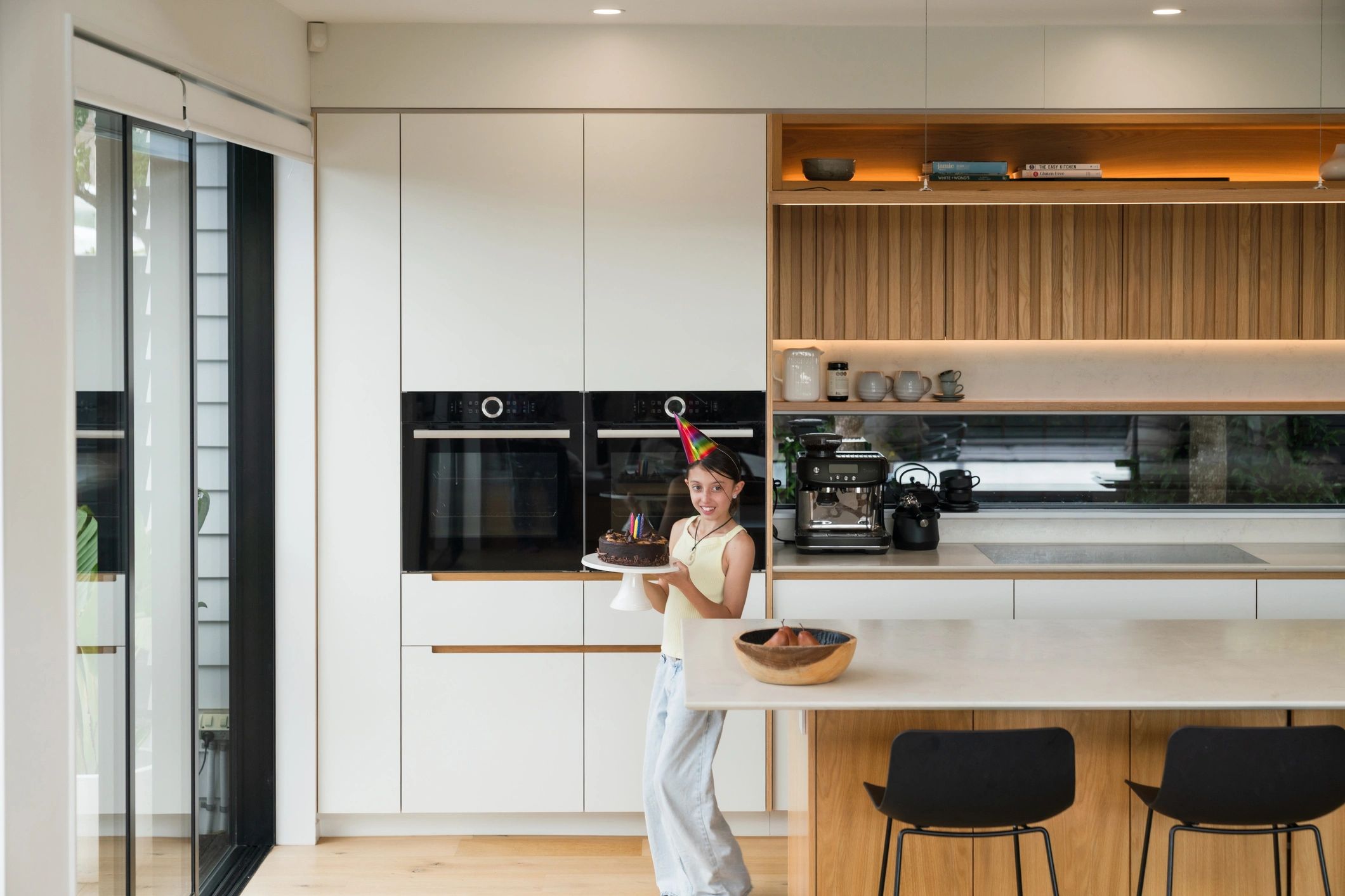 Lifestyle inspiration in a bright kitchen