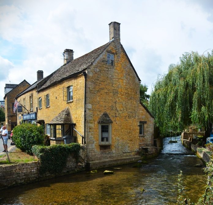 Store on river in Bourton-On-THe-Water