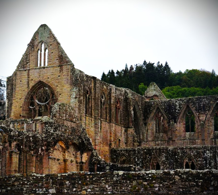 Front view of Tineurn Abbey in Tinturn (Abaty Tyndyrn) Wales