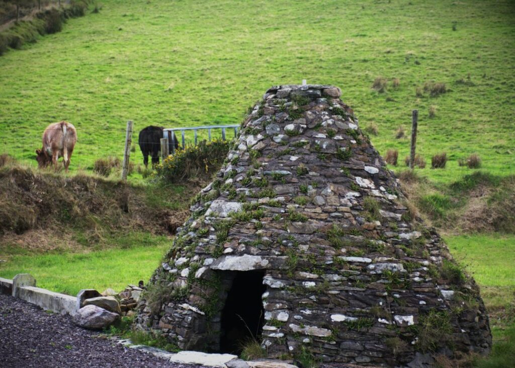 Beehive Hut Coumoleague Cottage Dingle Peninsula Ireland